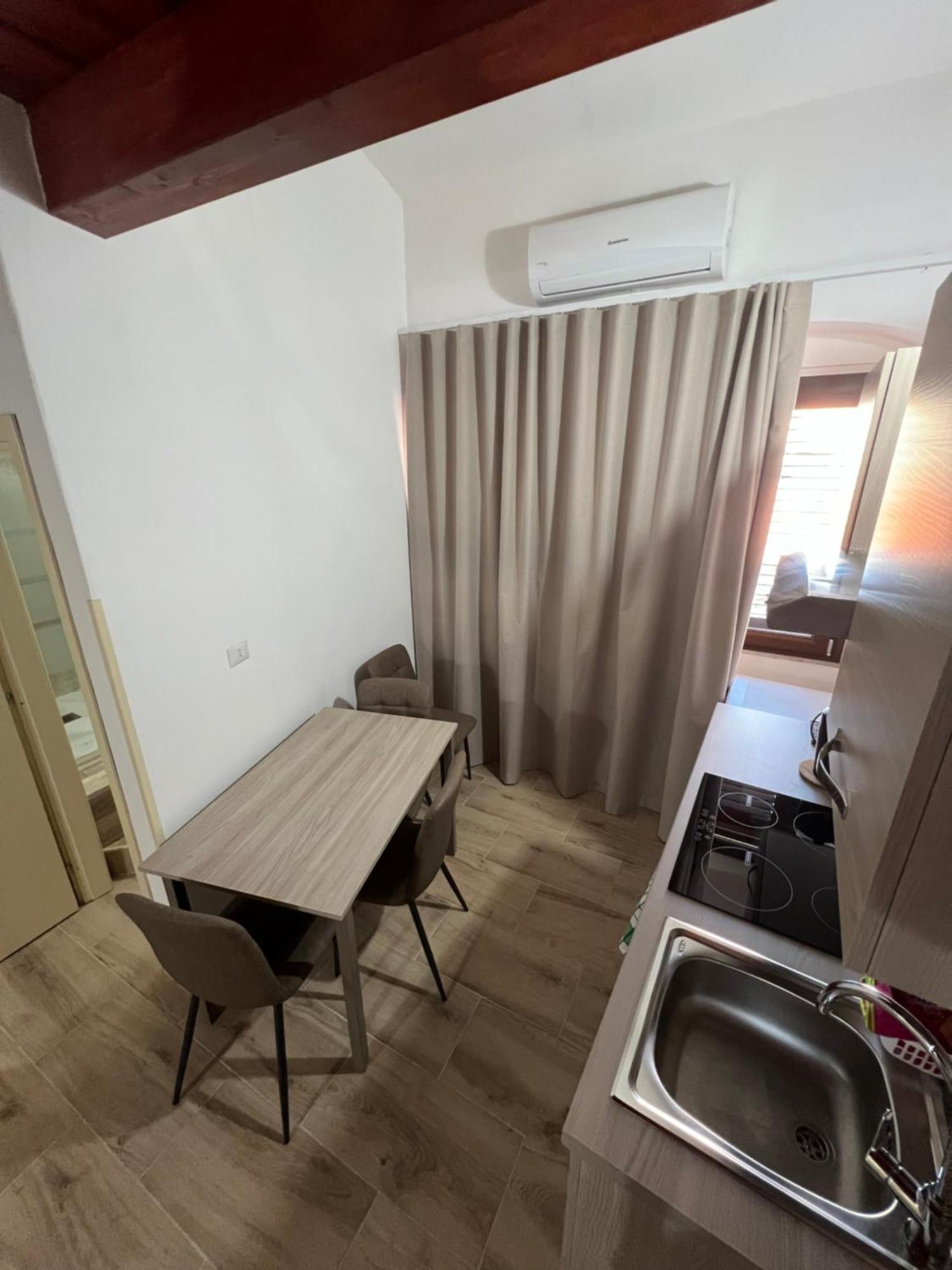 Station Rooms37 Sassari Exterior photo